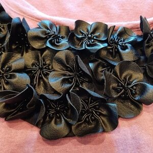 Forever 21 Dusty pink mauve blouse w flowers